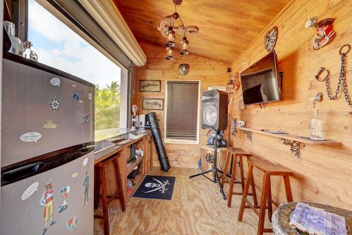 3532 Macon Rd, Fort Pierce FL  34953-3570 exterior