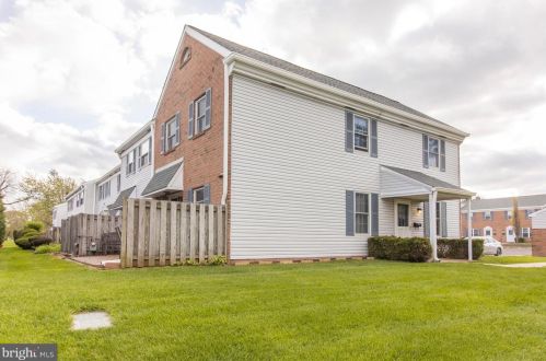 2318 Lexington Ct, Lansdale, PA 19446-4322