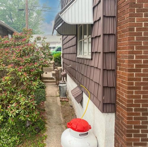 228 Howard Ave, Coaldale PA  18218-1428 exterior