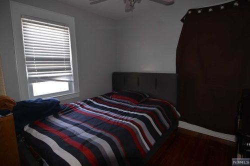 195 Oak St, Teaneck NJ  07666-3848 exterior