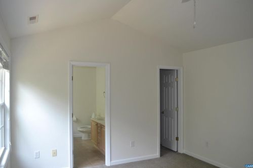 34 Marwood Dr, Bybee VA  22963-2814 exterior