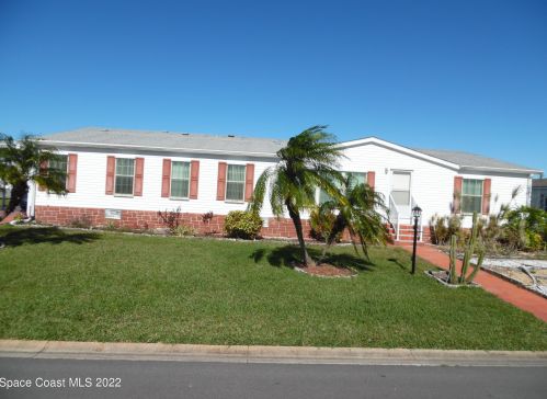 455 Dolphin Cir, Sebastian, FL 32976-2593