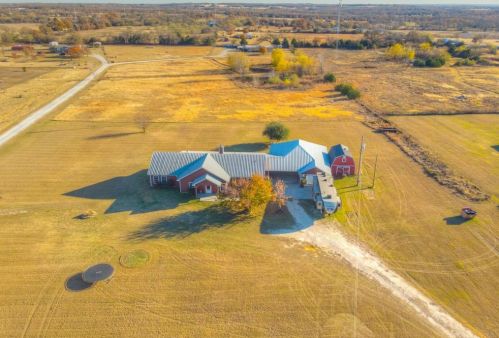 3208 Fm 916, Cleburne, TX 76031-0868