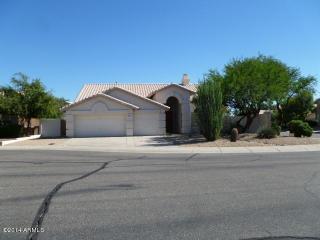 5949 Crest Ln, Glendale, AZ 85310-4274