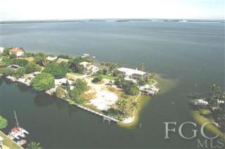 1503 San Carlos Bay Dr, Sanibel, FL 33957-3423