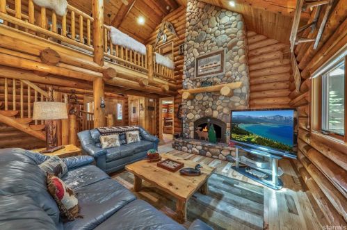 1581 Miztec St, South Lake Tahoe, CA 96150-4764