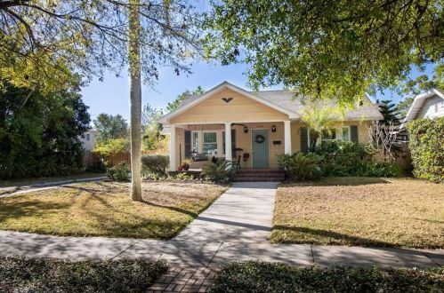 4220 2nd Ave, Saint Petersburg, FL 33711-1121
