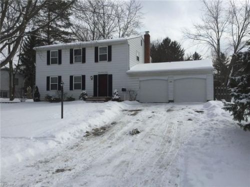 730 Pleasant Valley Dr, Medina, OH 44256-2656