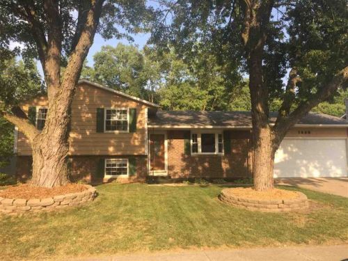 1550 Blanchard Dr, Mishawaka, IN 46544-6217