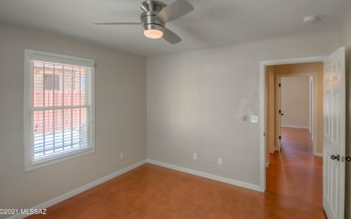 1040 Arizona Ave, Tucson AZ 85705-7712 exterior