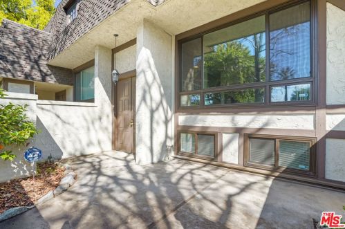 1966 Huntington Dr, South Pasadena CA  91030-4959 exterior