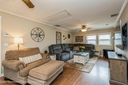 222 Swan Rd, Bricktown NJ  08723-6666 exterior