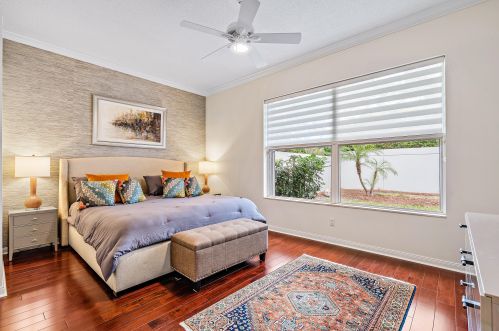 100 Hampton Dr, Jupiter FL  33458-8101 exterior