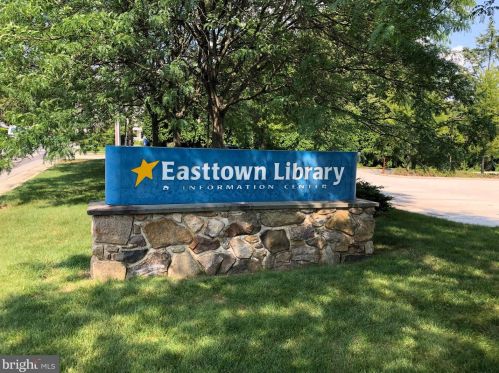 107 Bartholomew Rd, Berwyn PA  19312-1604 exterior