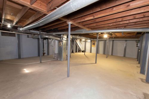 1259 Woodside Dr, Marion OH  43302-5745 exterior