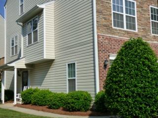 35 Ackland Dr, Greensboro, NC 27455-2787