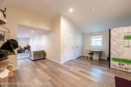 451 Middle Rd, Hazlet NJ  07730-2483 exterior