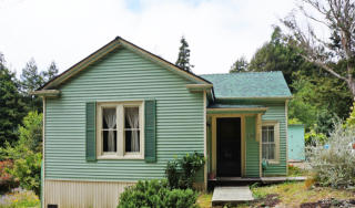 3366 Lowell St, Eureka CA  95503-5225 exterior