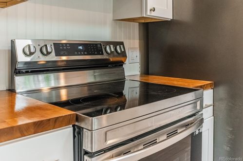 4369 Logan St, Englewood CO  80113-5820 exterior