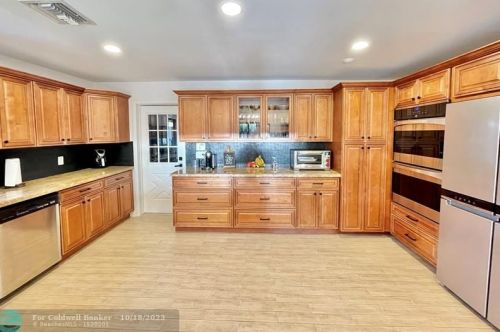 1630 118th Ter, Hollywood FL  33026-2546 exterior