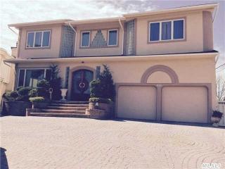 3394 Hewlett Ave, North Merrick, NY 11566-5532