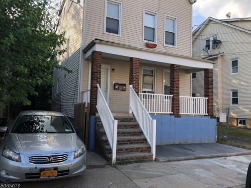 21 Wainwright St, Newark NJ  07112-1313 exterior