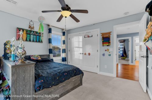 2427 Moore Ave, Point Pleasant Beach NJ  08742-3711 exterior