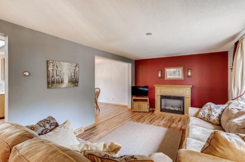 7187 Robin Ln, Lino Lakes MN  exterior