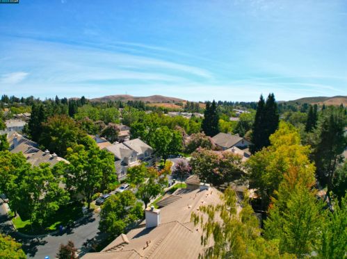 122 Tivoli Ln, Danville CA  94506-4602 exterior