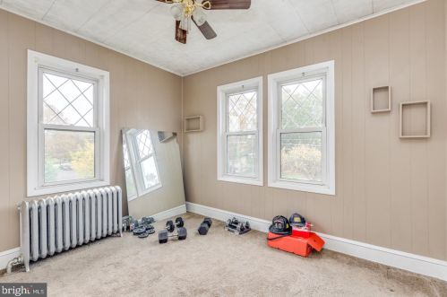 211 Park Ave, Camden NJ  08108-2927 exterior