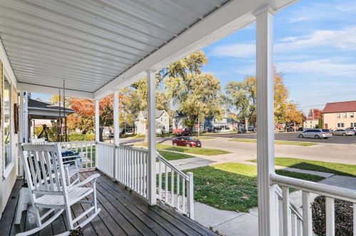 410 Beaver St, Beaver Dam WI  53916-1622 exterior