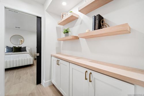 252 Plumosa Ave, Vista CA  92083-8022 exterior