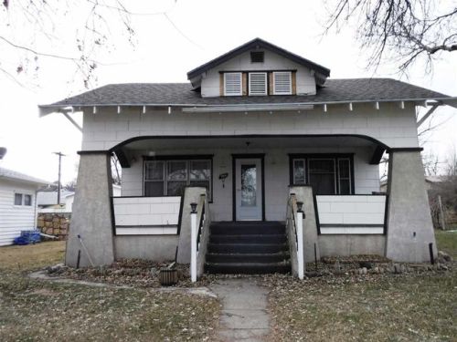 705 Pope Ave, Curtis NE  69025-3009 exterior
