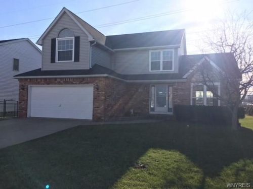 15 Countrygate Ln, Tonawanda, NY 14150-6200