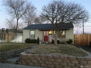 142 E St, Ephrata, WA 98823-1658
