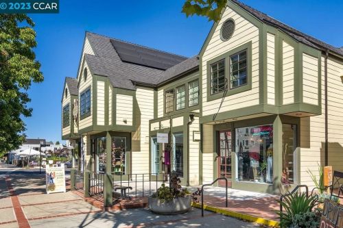 296 1 St, Benicia CA 94510-3553 exterior