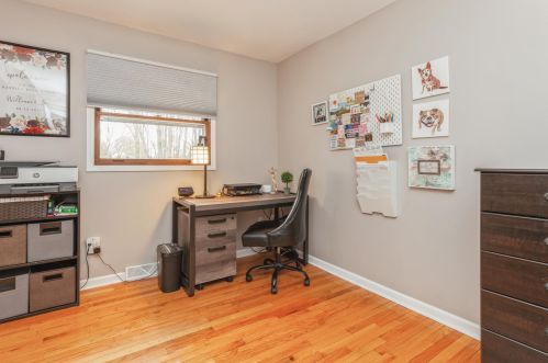 4701 Loomis Rd, Milwaukee WI  53220-4822 exterior