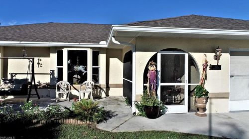 103 Hamilton Ave, Lehigh Acres, FL 33936-1835