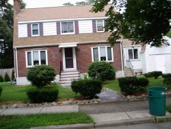 30 Longfellow Rd, Newton, MA 02462-1506