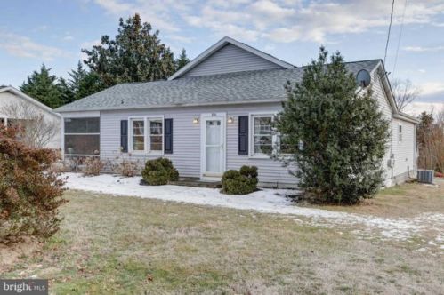 106 Meadow Dr, Blackbird, DE 19734-9425