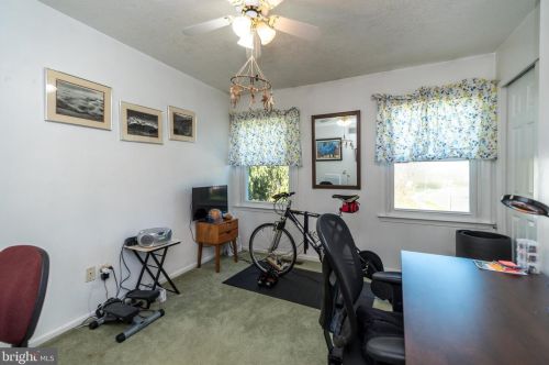 106 Claremont Dr, Lansdale PA 19446-6359 exterior