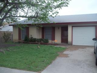 2007 Dennis St, Copperas Cove TX  76522-4120 exterior