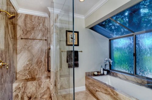 13 Alverno Ct, Redwood City CA  94061-1825 exterior