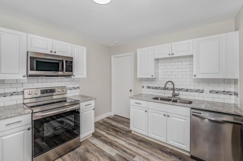 916 Gibbons St, Daytona Beach FL  32117-4213 exterior