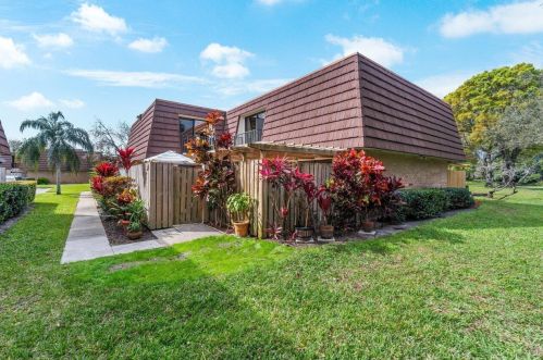 2120 21st Ln, West Palm Beach, FL 33418-3574