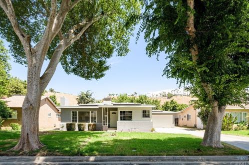 632 36th St, San Bernardino, CA 92405-2004