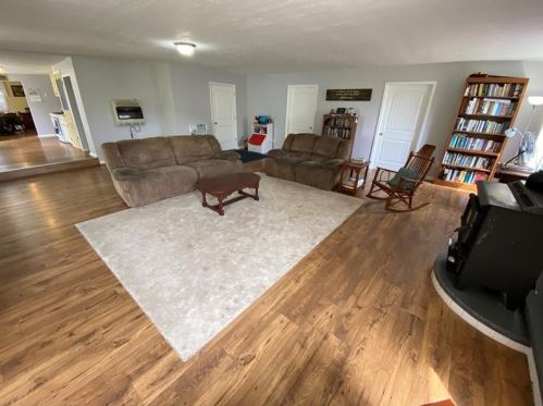 1000 Hilltop Rd, Greenville PA  16125-9283 exterior