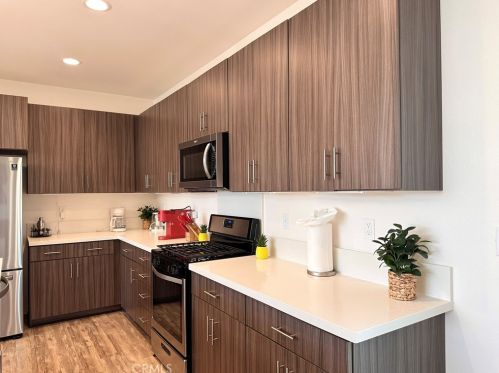 13938 Avenida Ln Vis, Desert Hot Springs CA  92240-6509 exterior