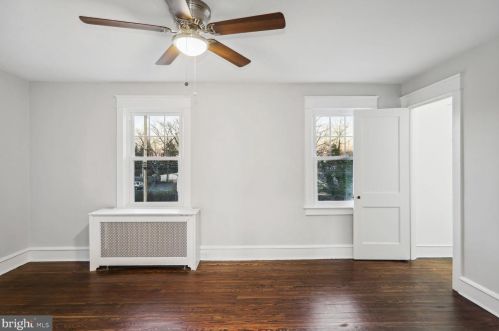 406 Ashland Ave, Manor PA  19036-1722 exterior