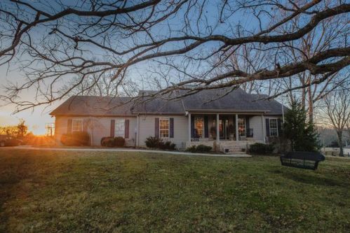 237 Troupe Rd, Shelbyville, TN 37160-6925